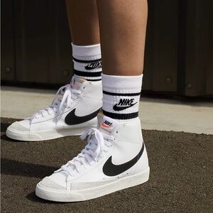 Women’s Nike Blazer Mid '77
